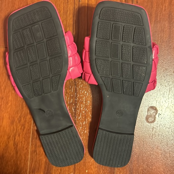 Brand new pink sandals size 40 / size 10 - Picture 4 of 4